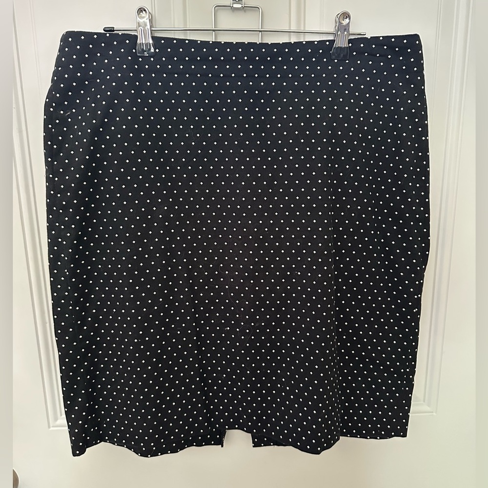 Rafaella Black and White Polka Dot Pencil Skirt